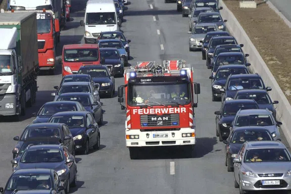 rettungsgasse.jpg